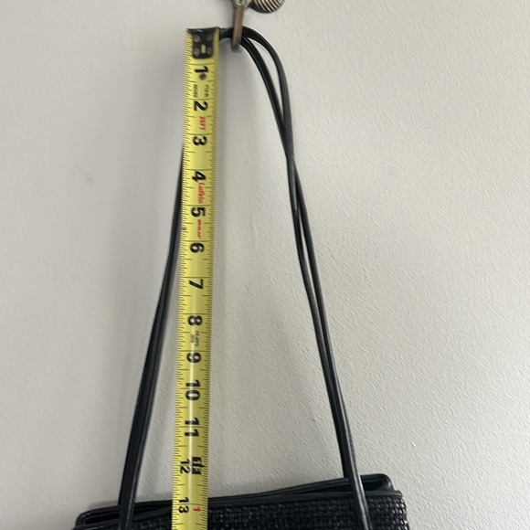 Nine West woven black shoulder bag - Picture 3 of 10